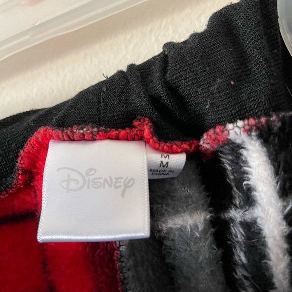 Disney Mickey Mouse Fuzzy Pyjama Set - Size: M - Picture 7 of 7
